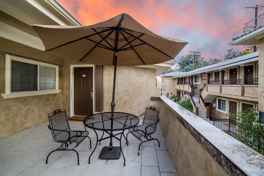 Nite Inn At Universal City - Walking Distance To Universal Studios Hollywood Los Angeles Exteriör bild